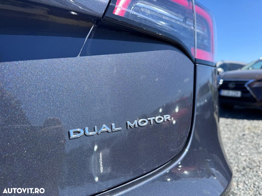 Tesla Model 3 Long Range AWD Premium - 7