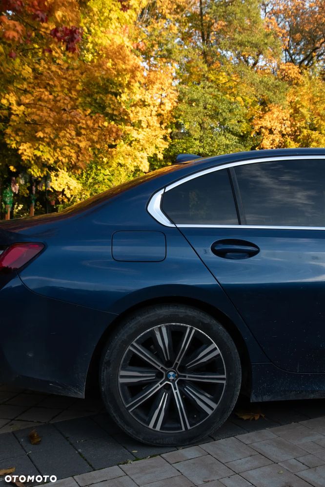BMW Seria 3 320d xDrive Luxury Line - 15