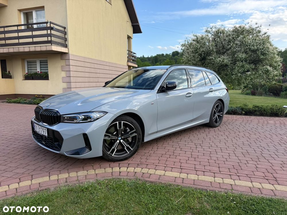 BMW Seria 3 330i xDrive M Sport - 2