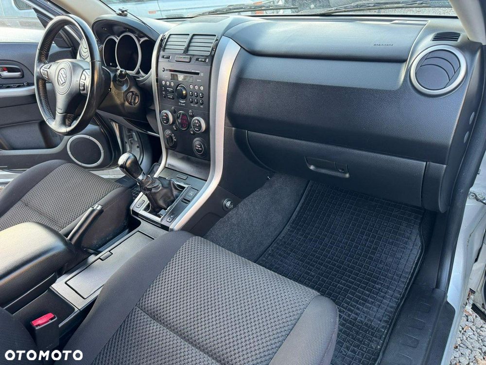 Suzuki Grand Vitara - 9