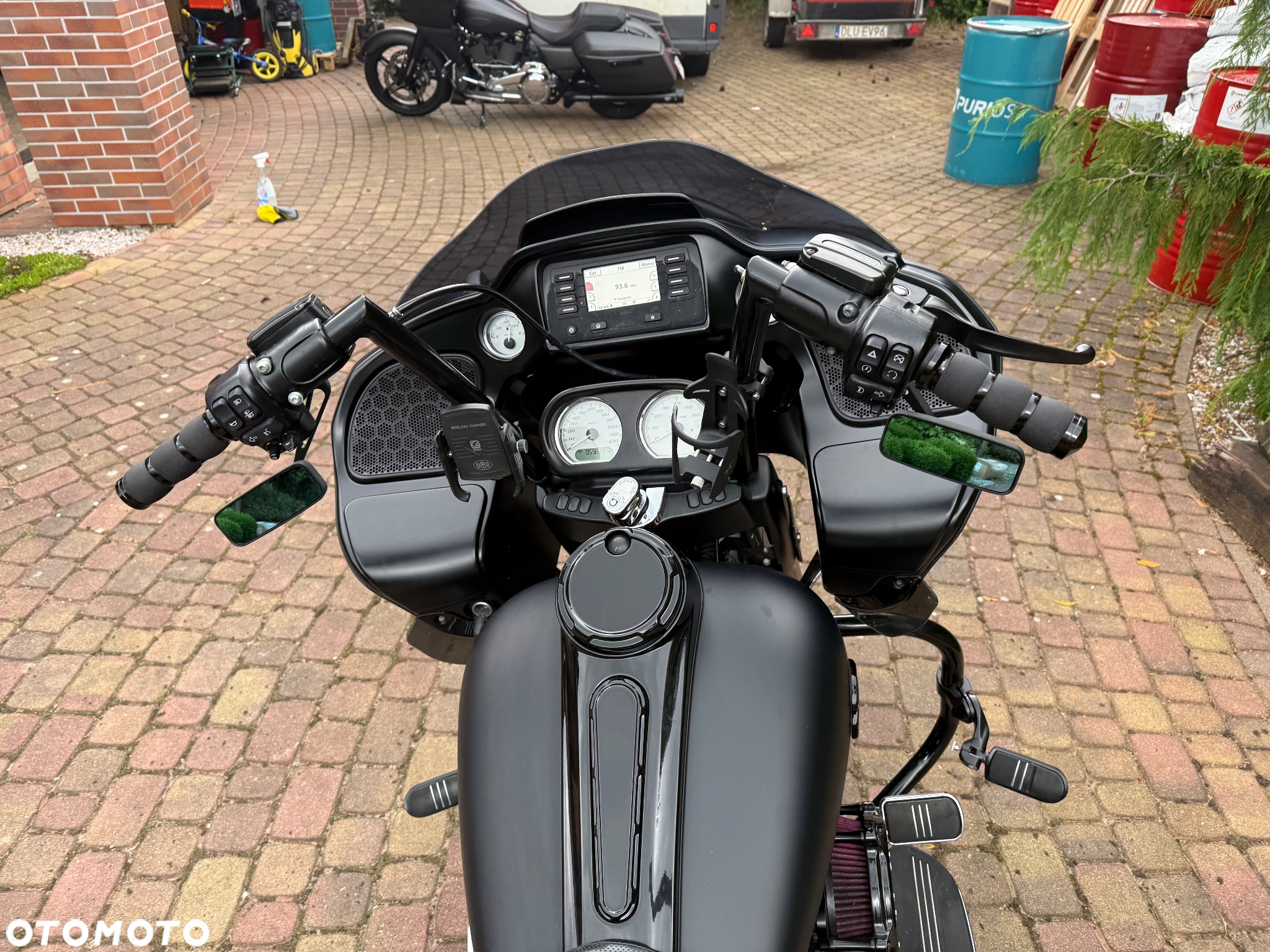 Harley-Davidson Touring Road Glide - 10
