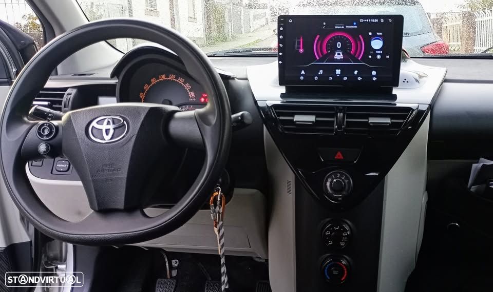 Toyota iQ 1.0 N collection - 17