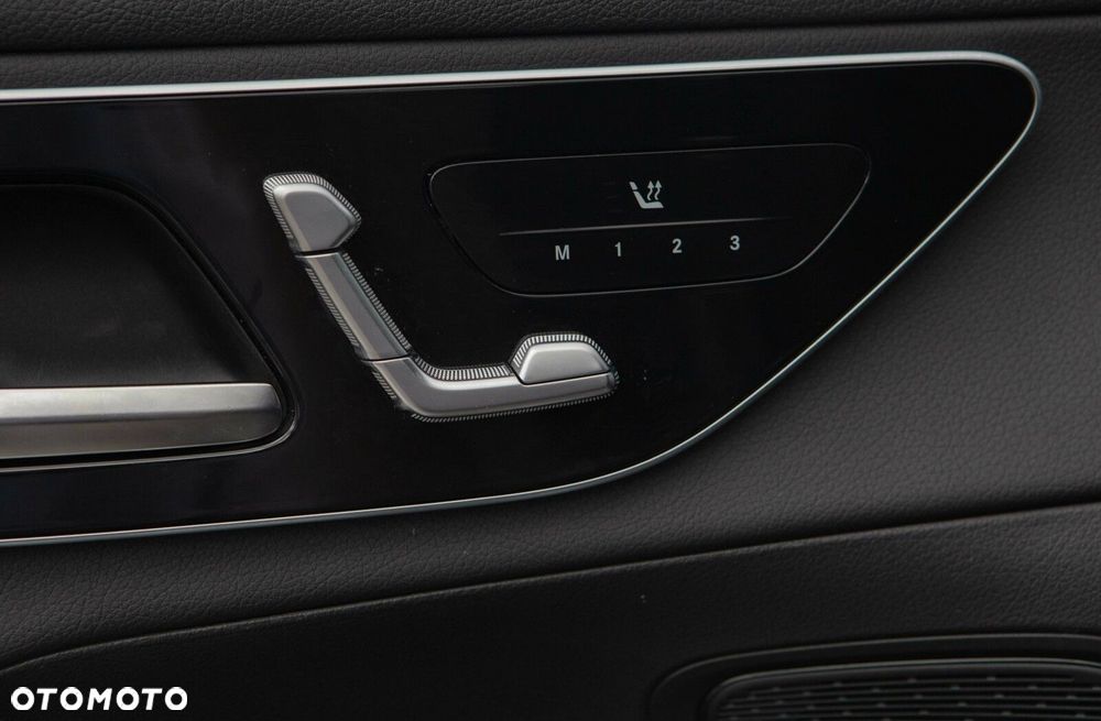 Mercedes-Benz GLC - 19