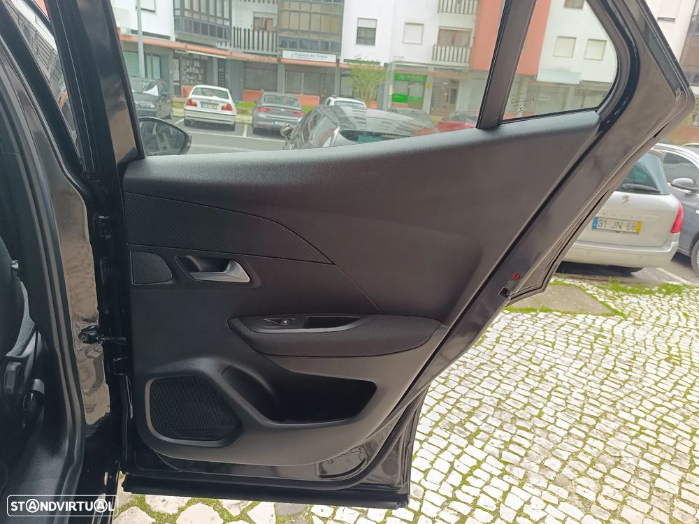 Peugeot 2008 PureTech 130 GPF Stop&Start Active - 26