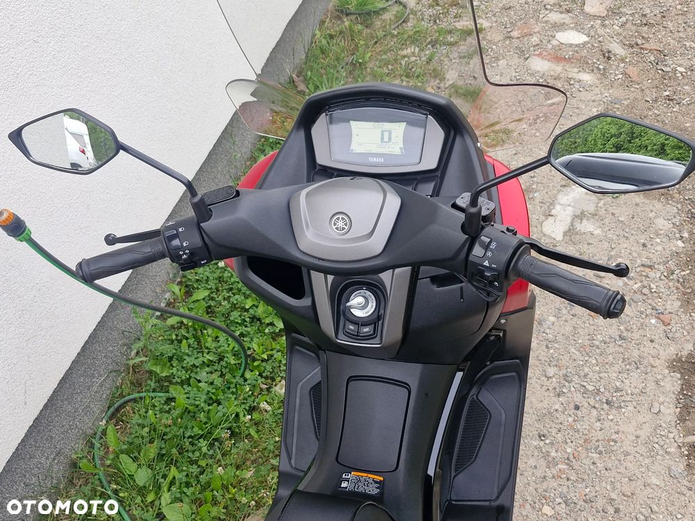 Yamaha NMAX - 5