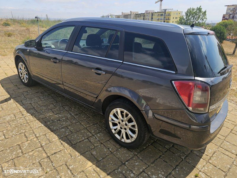 Opel Astra Caravan 1.7 CDTi Cosmo Plus - 2