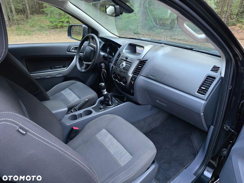 Ford Ranger - 30
