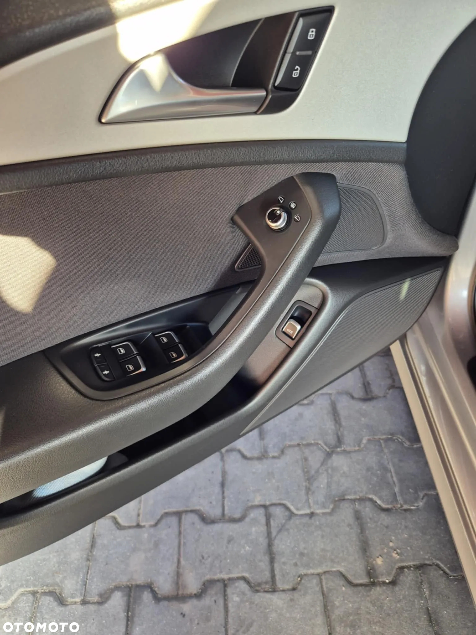 Audi A6 2.0 TDI ultra S tronic - 12