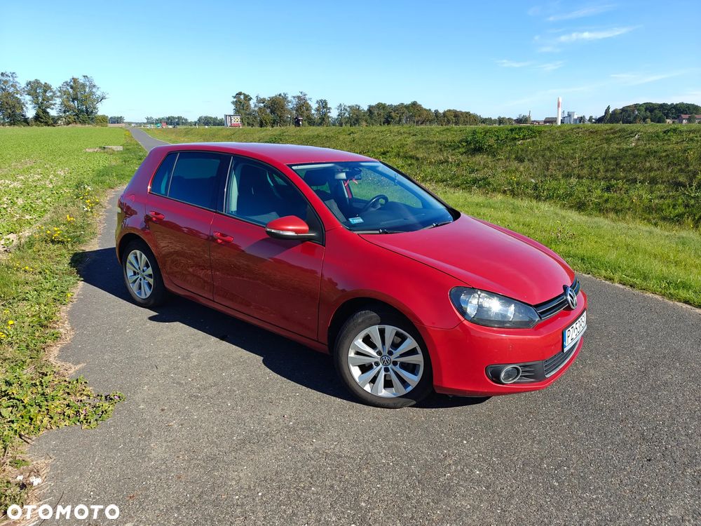 Volkswagen Golf - 2