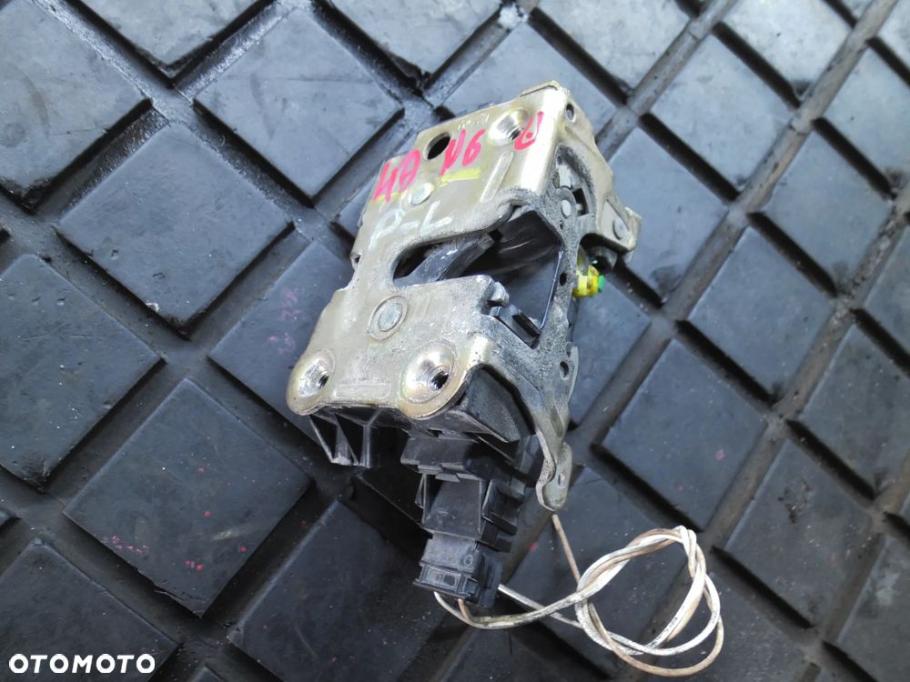 RENAULT KANGOO I ZAMEK DRZWI LEWYCH LEWY PRZÓD POSIADAM 2SZT - 4