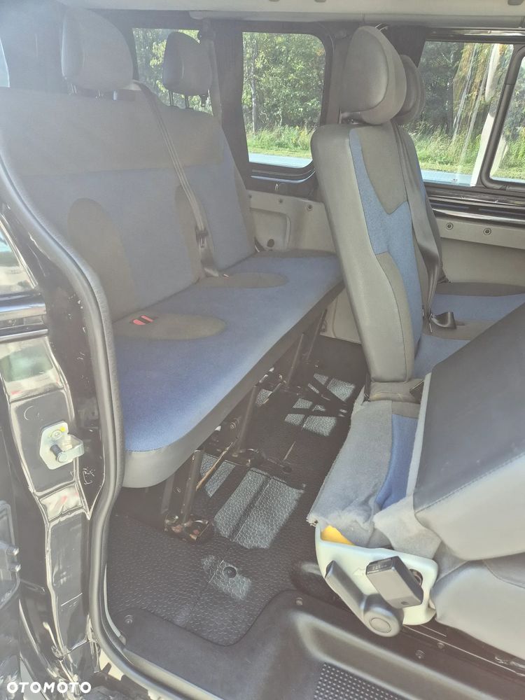Renault Trafic - 10