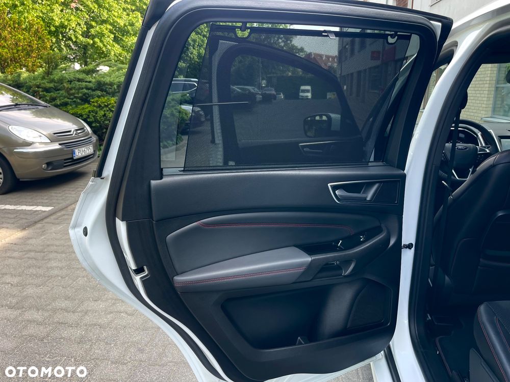 Ford S-Max - 23