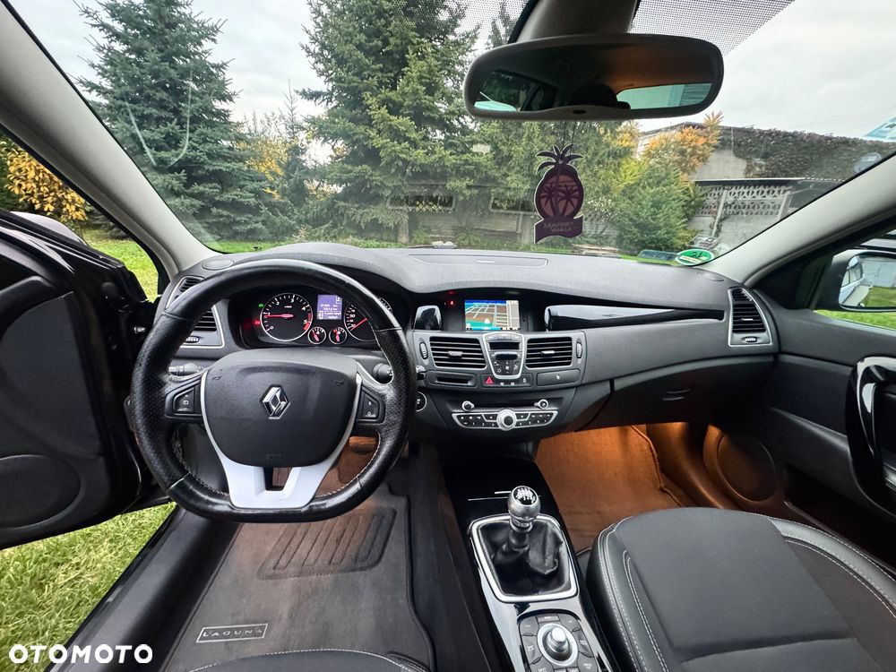 Renault Laguna 2.0 dCi Bose Edition - 11