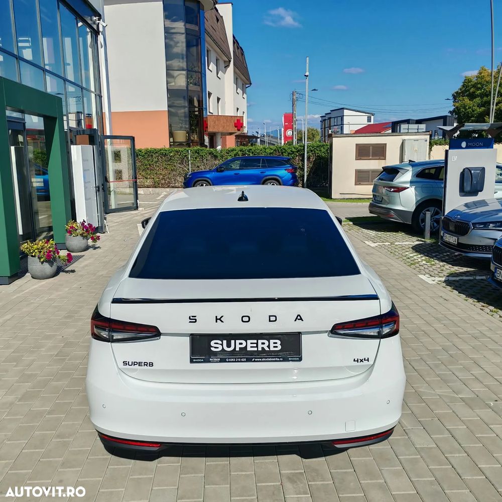 Skoda Superb 2.0 TSI 265 CP 4x4 DSG Sportline - 10