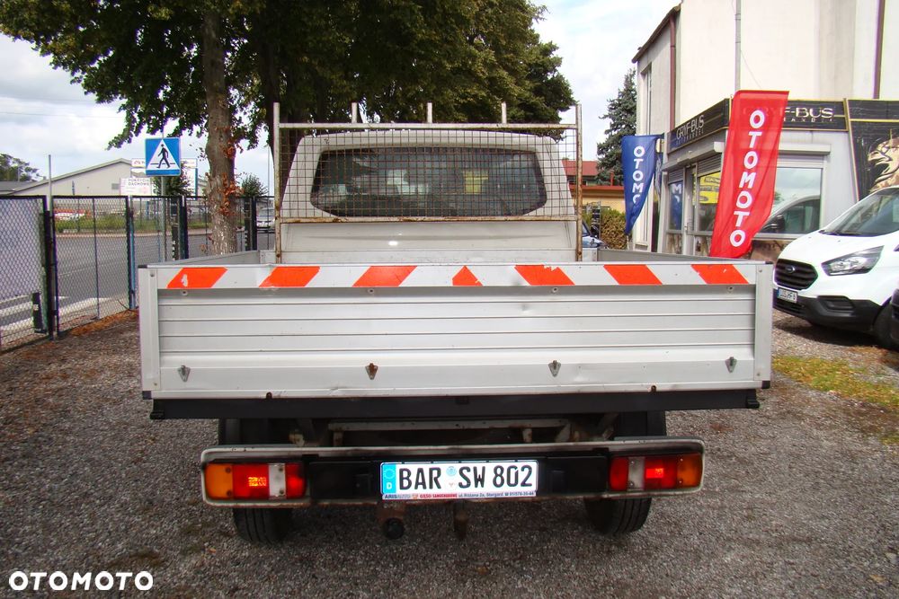 Volkswagen Transporter - 5