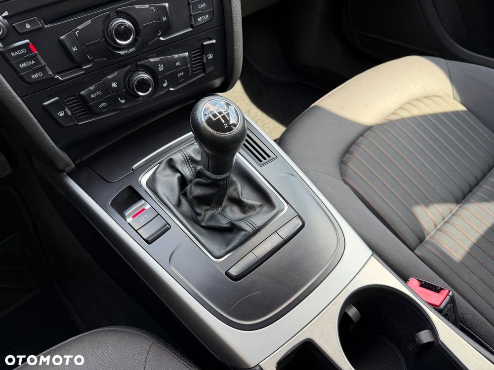 Audi A4 Limousine 1.8 TFSI Ambiente - 20