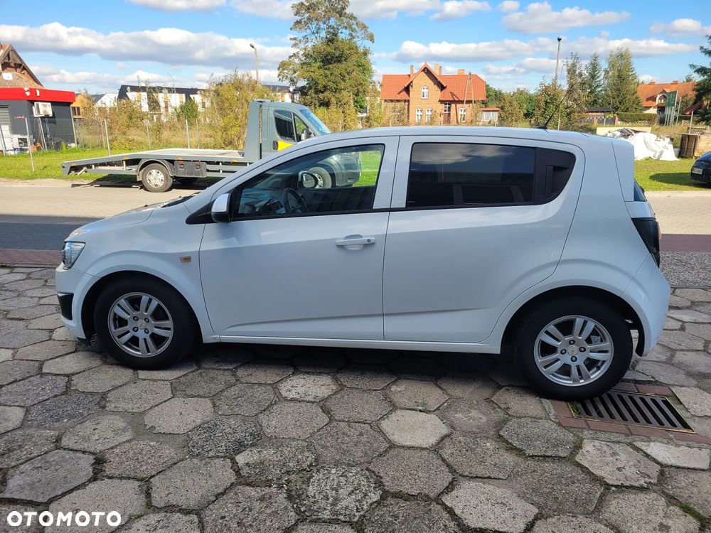 Chevrolet Aveo - 7
