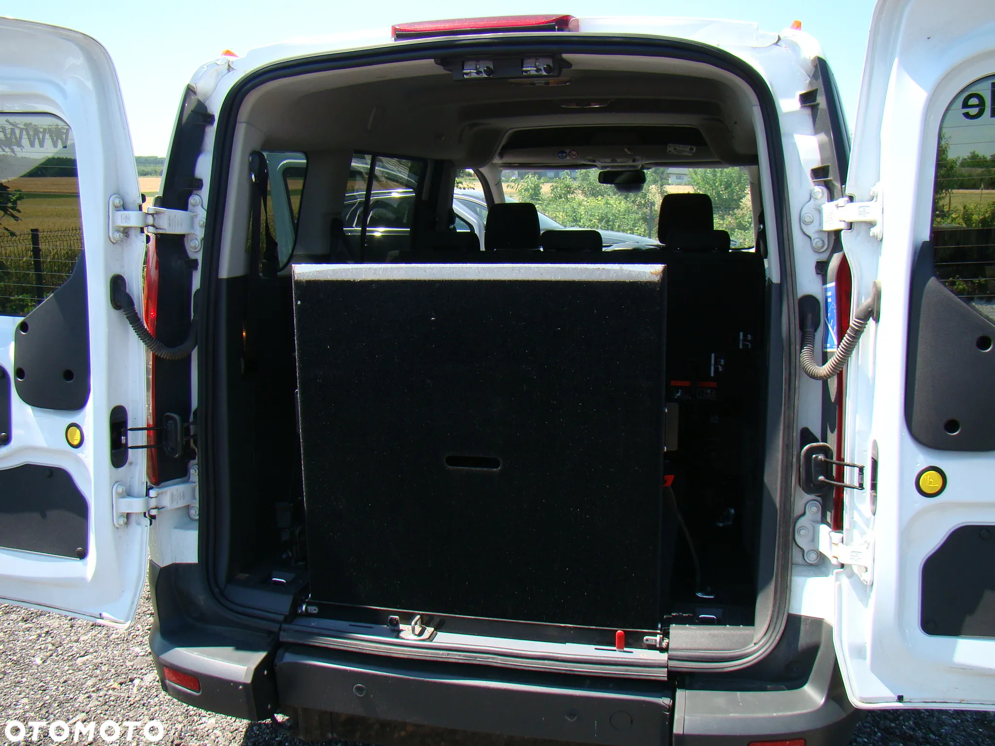 Ford Transit Connect - 4