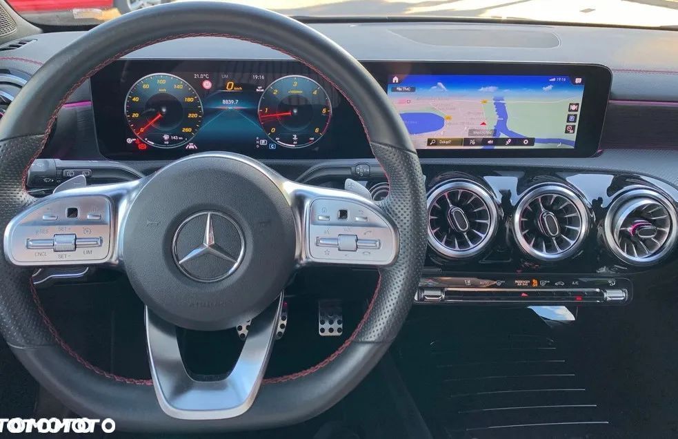 Mercedes-Benz CLA 200 d AMG Line 8G-DCT - 13