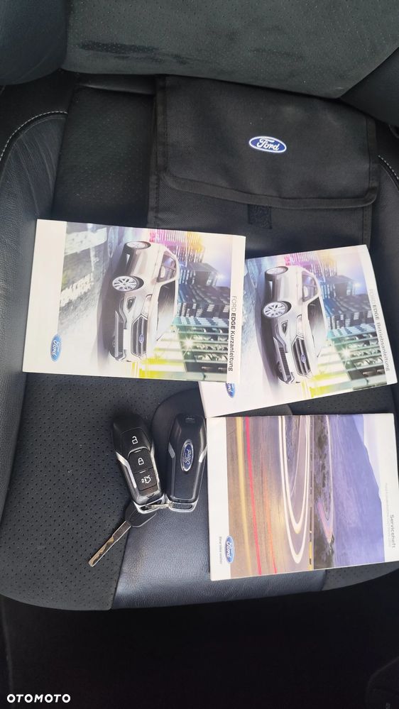 Ford Edge 2.0 TDCi 4x4 ST-LINE - 32