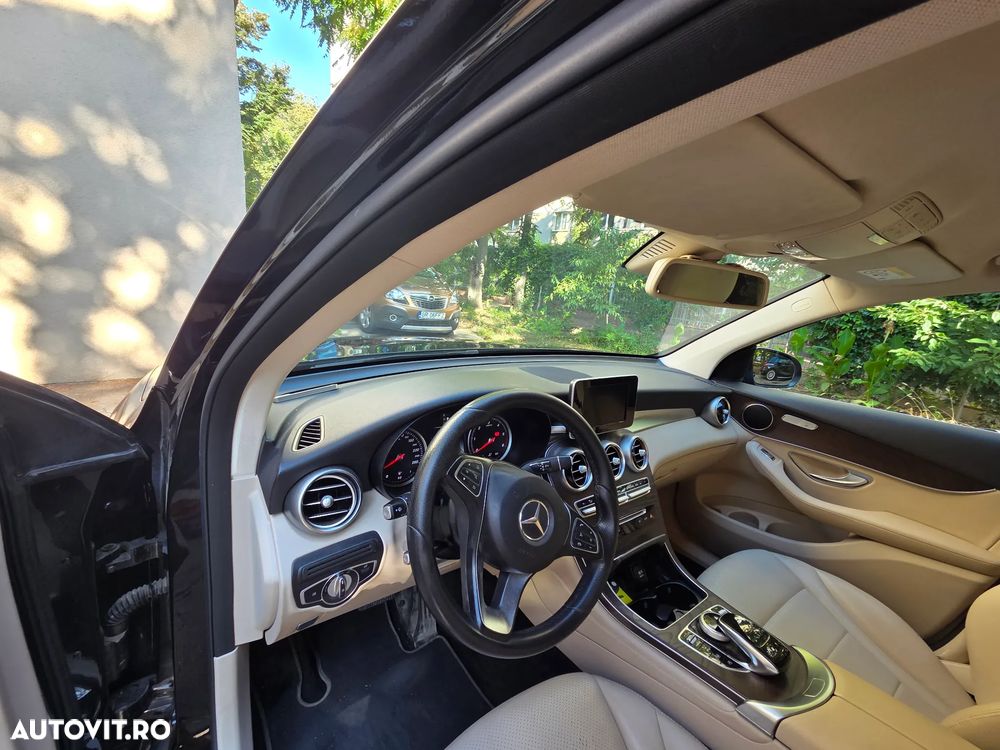 Mercedes-Benz GLC - 6