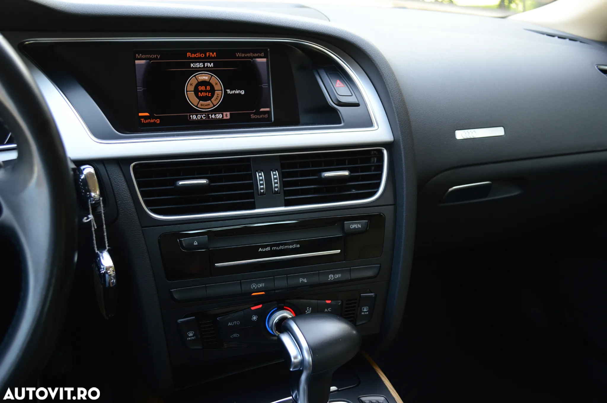 Audi A5 2.0 TDI Sportback DPF (clean diesel) multitronic - 23