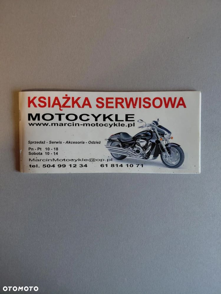 Suzuki Intruder - 12