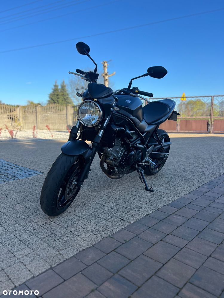 Suzuki SV - 4