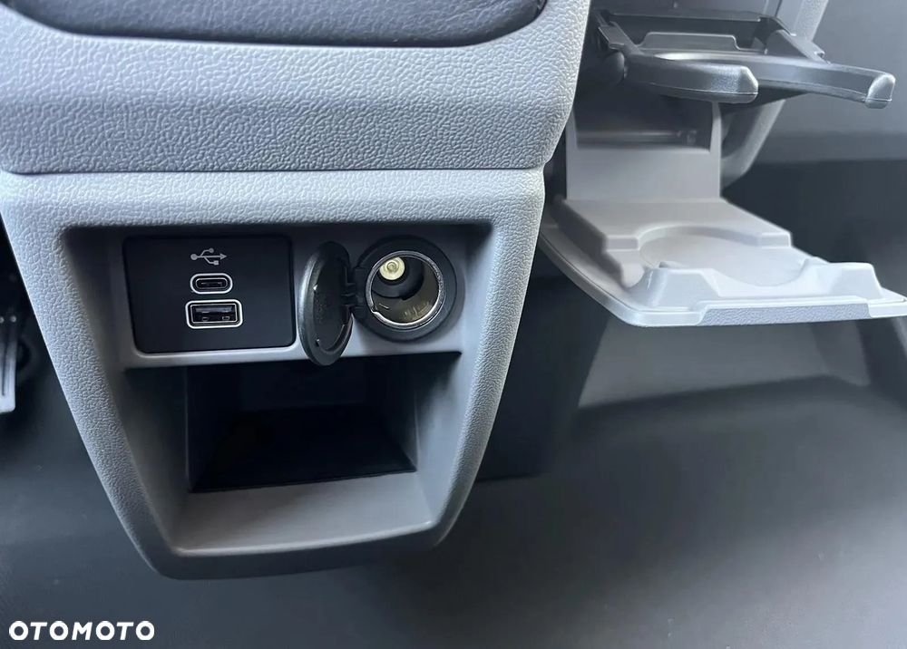 Ford Transit Custom L1H1 Van 150KM Limited - 9