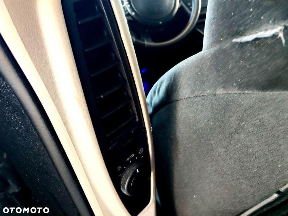 Citroën C4 Grand Picasso - 12
