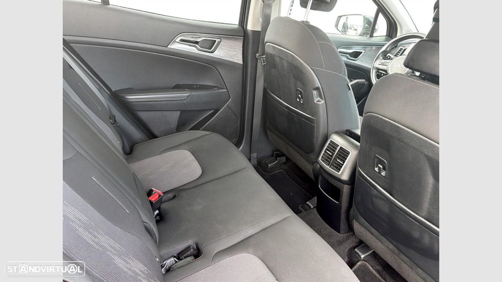 Kia Sportage 1.6 T-GDi Drive - 16