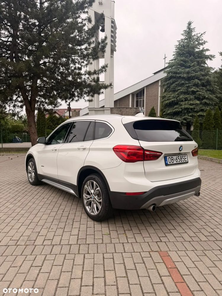 BMW X1 - 1