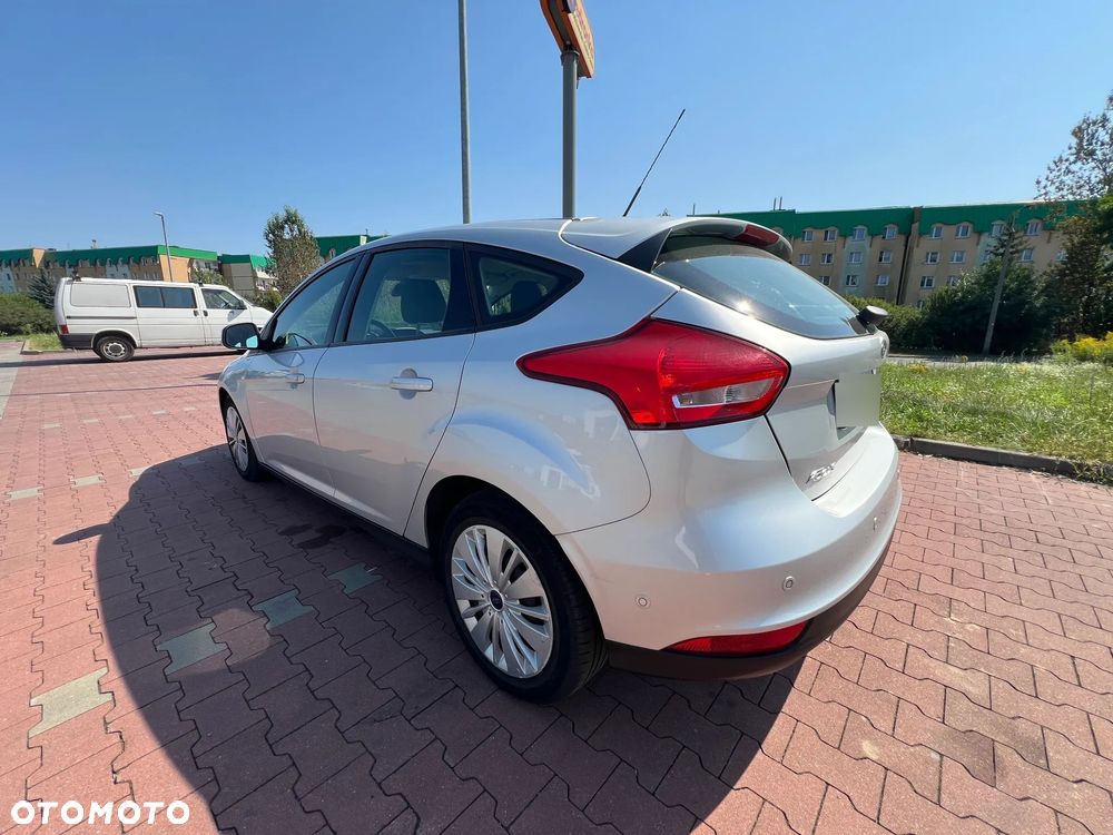 Ford Focus - 6