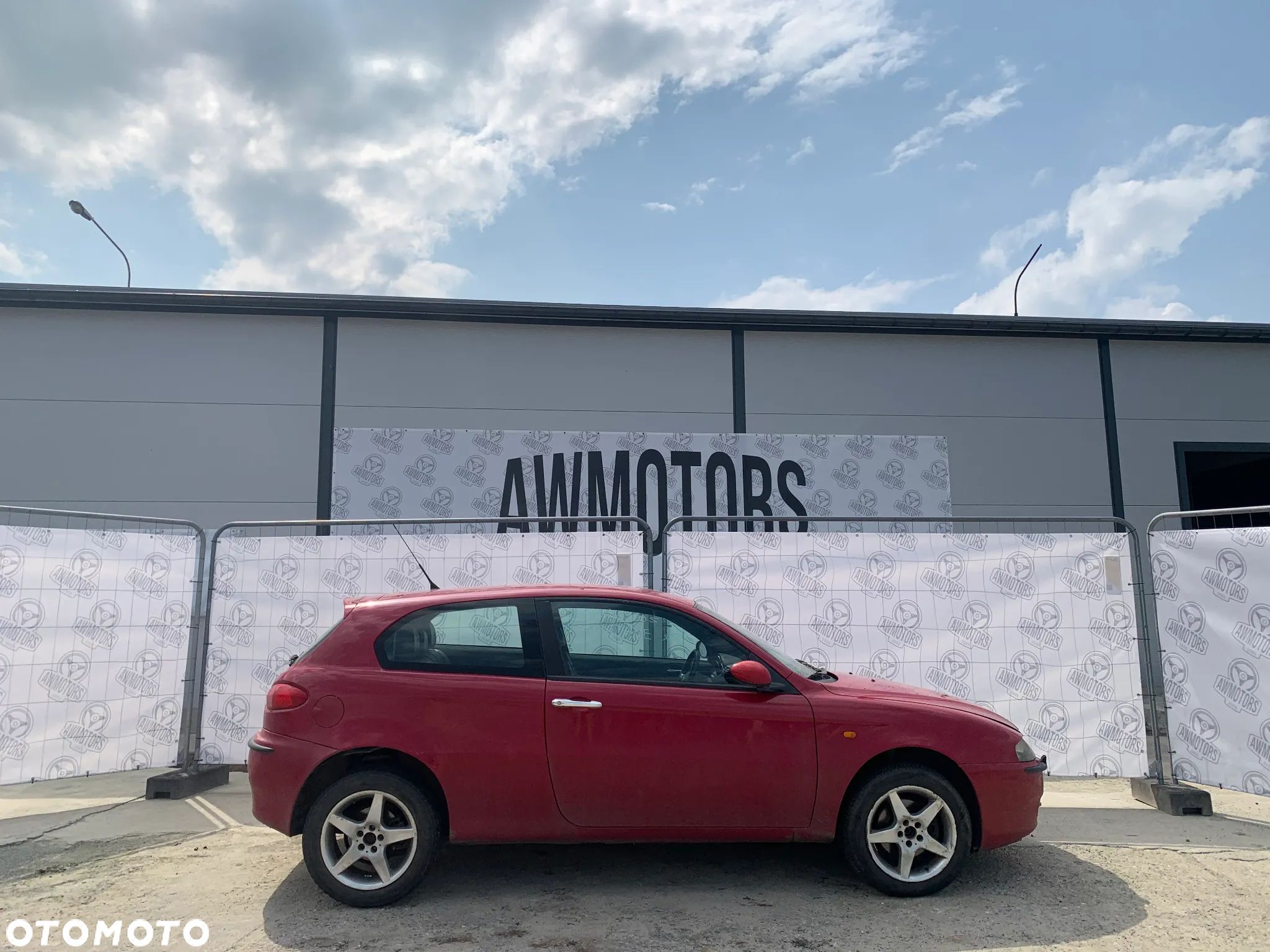 ALFA ROMEO 147 2004 *SAMOCHÓD NA CZĘŚCI*987 MASKA LAMPA DRZWI LUSTERKO ZDERZAK GRILL BŁOTNIK KLAPA BELKA PRAWE LEWE PRZÓD TYŁ - 1