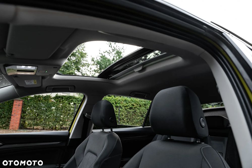 Volkswagen Golf - 19