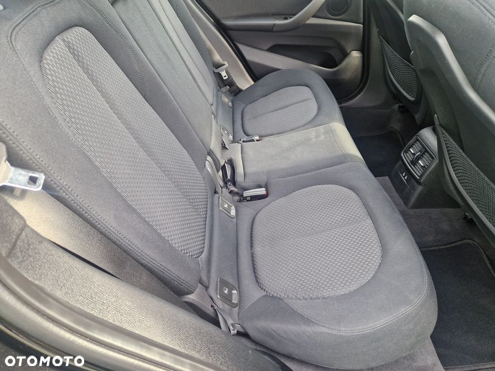 BMW X1 - 24