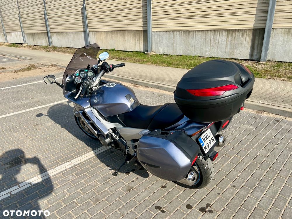 Yamaha FJR - 6