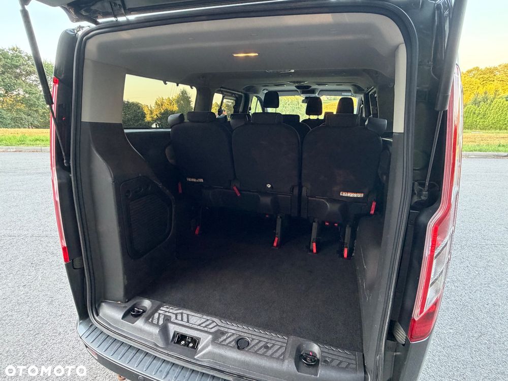 Ford Tourneo Custom 2.0 TDCi L2 Titanium - 32