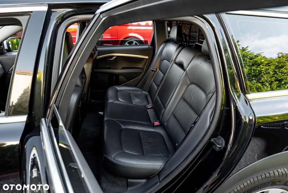 Volvo XC 70 D5 AWD Geartronic Summum - 21