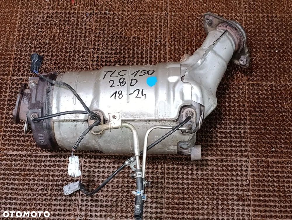 TOYOTA LAND CRUISER 150 2.8D 204KM 18-24r Katalizator Tłumik - 1