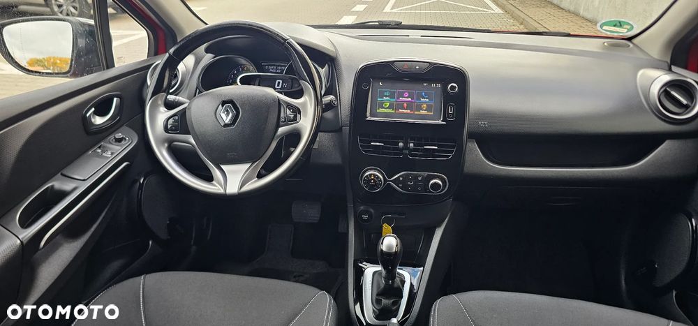 Renault Clio - 9