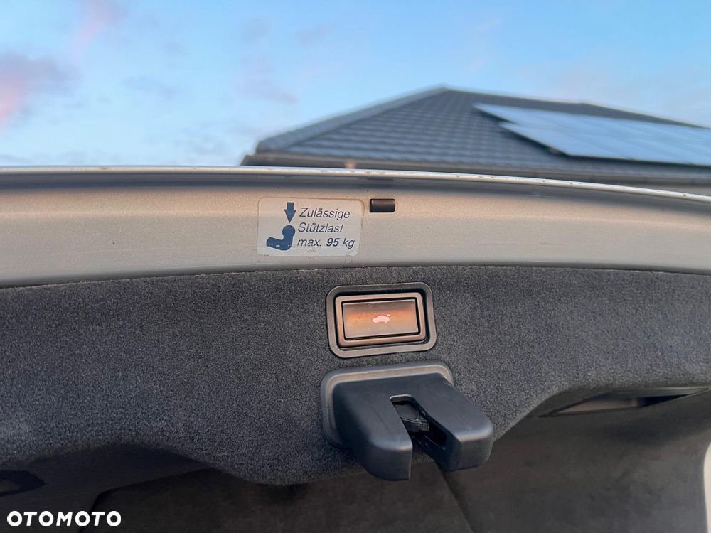 Audi A8 4.2 Quattro - 20