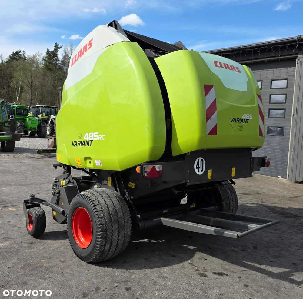 Claas Variant 485 RC - 6