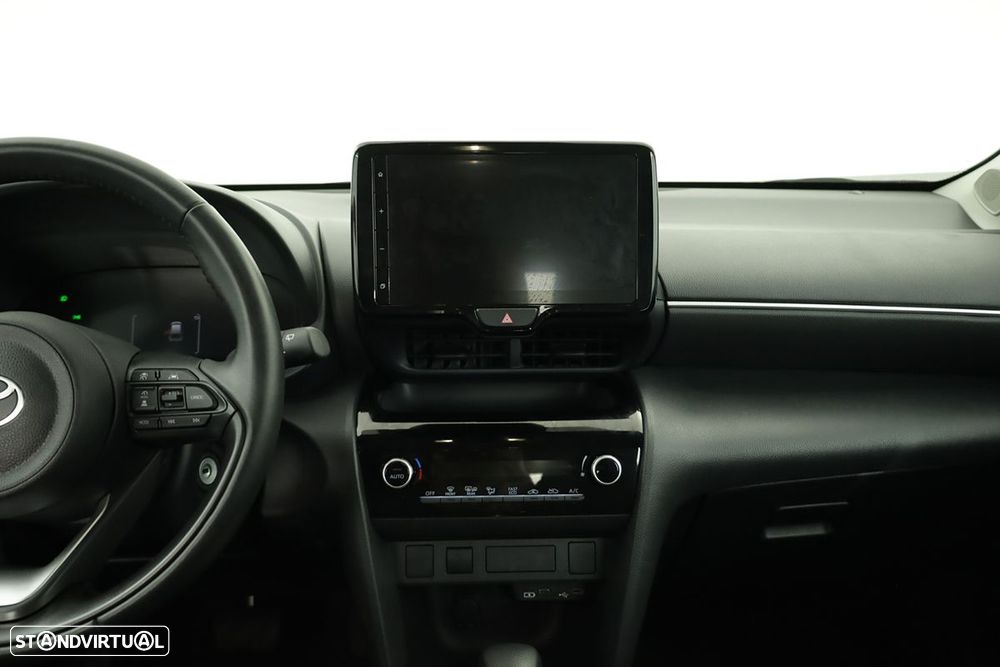 Toyota Yaris Cross 1.5 HDF Comfort - 9