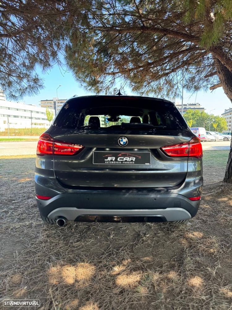 BMW X1 18 d sDrive Auto Line Sport - 24