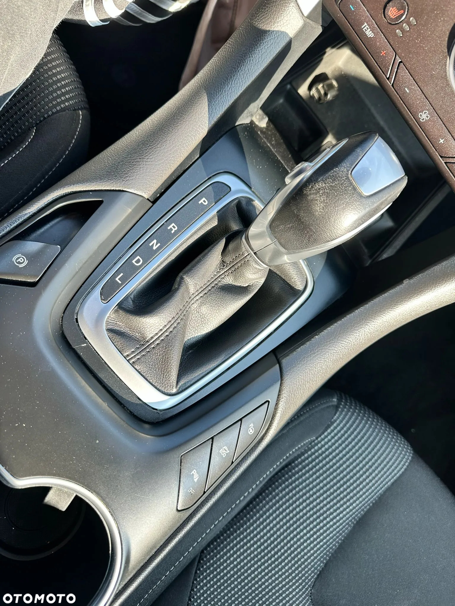 Ford Mondeo Turnier 2.0 Ti-VCT Hybrid Trend - 17