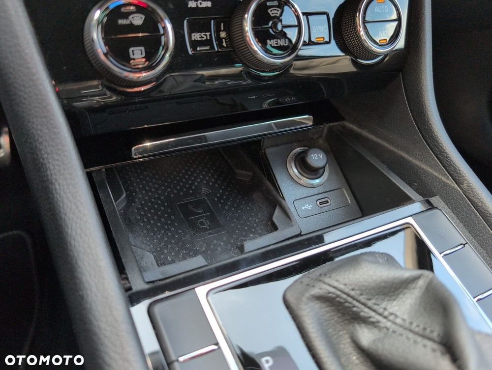 Skoda Superb 2.0 TDI SCR L&K DSG - 39