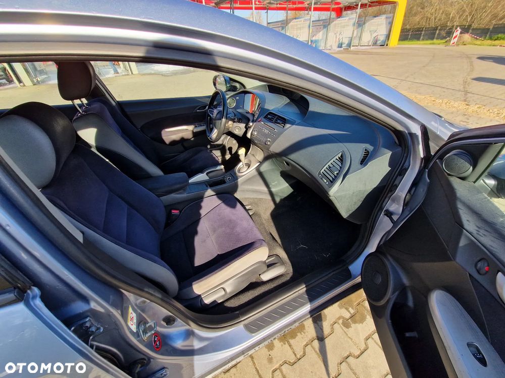 Honda Civic 2.2i-CTDi Comfort - 17