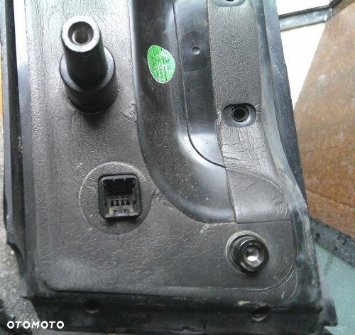 HYUNDAI H350 15-23 LEWE LUSTERKO 7 PIN ORYGINAŁ - 7