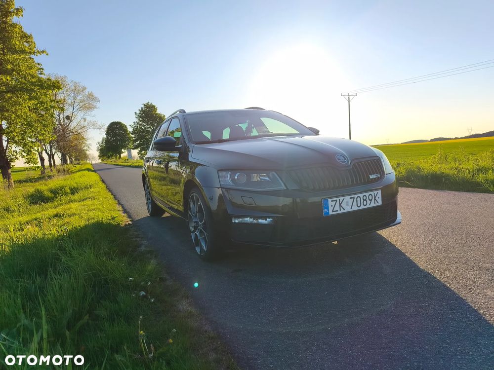 Skoda Octavia 2.0 TDI RS DSG - 10